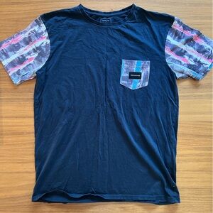 Quiksilver T-Shirt with Patterned Sleeves